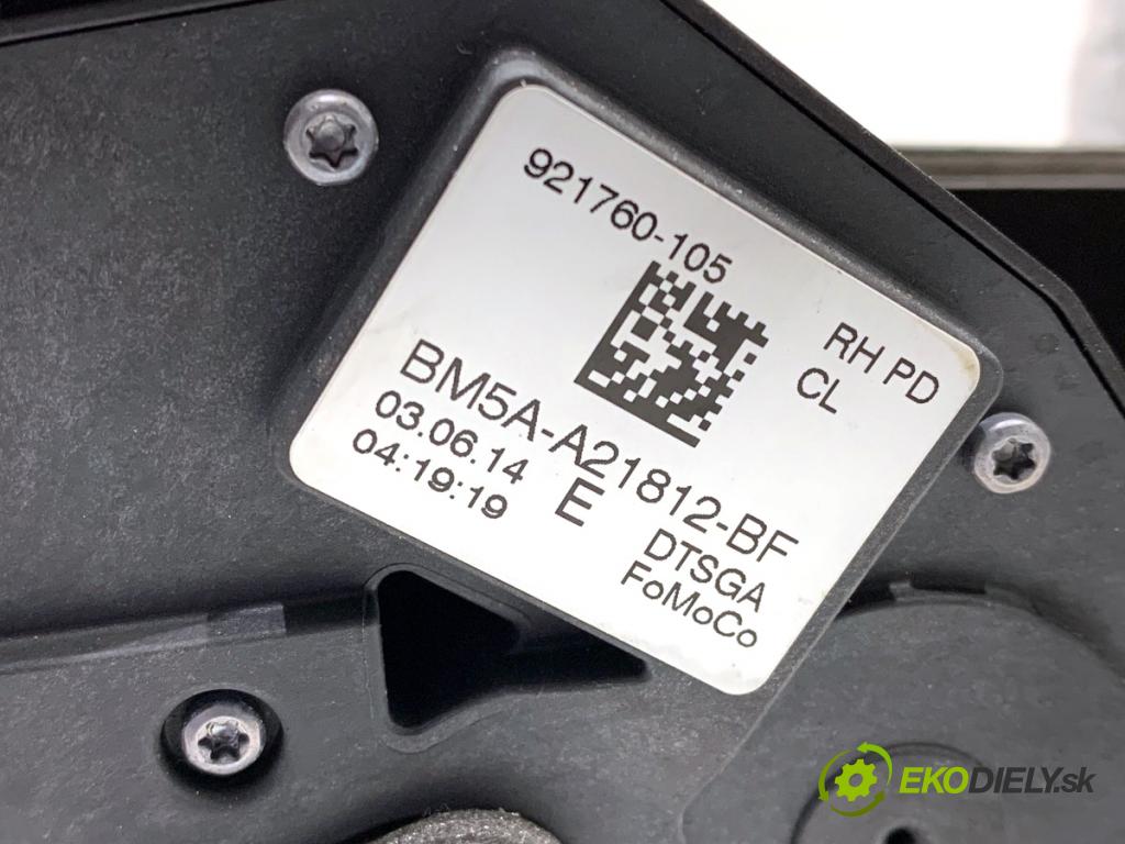 FORD KUGA II SUV 2014 120 kW 2.0 TDCi 4x4 1997 zámok Dvere pravy predný BM5A-A21812-BF