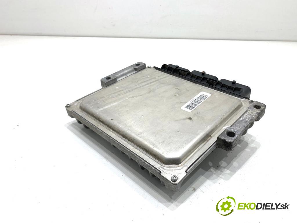 FORD KUGA II SUV 2014 120 kW 2.0 TDCi 4x4 1997 řídící jednotka motora DV41-12A650-CK (Řídicí jednotka)