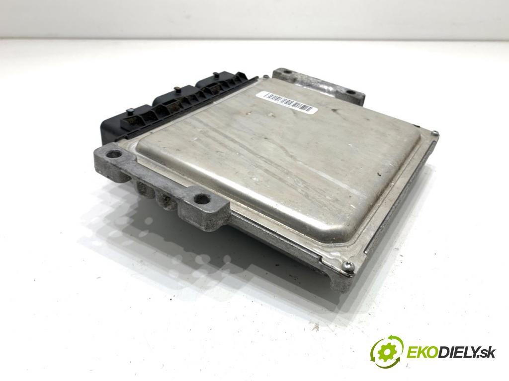 FORD KUGA II SUV 2014 120 kW 2.0 TDCi 4x4 1997 řídící jednotka motora DV41-12A650-CK (Řídicí jednotka)