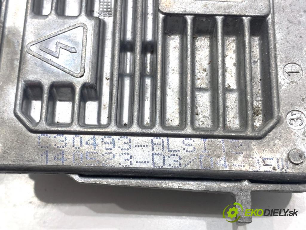 FORD KUGA II SUV 2014 120 kW 2.0 TDCi 4x4 1997 měnič XENON 89089352 (Řídící jednotka xenonu)