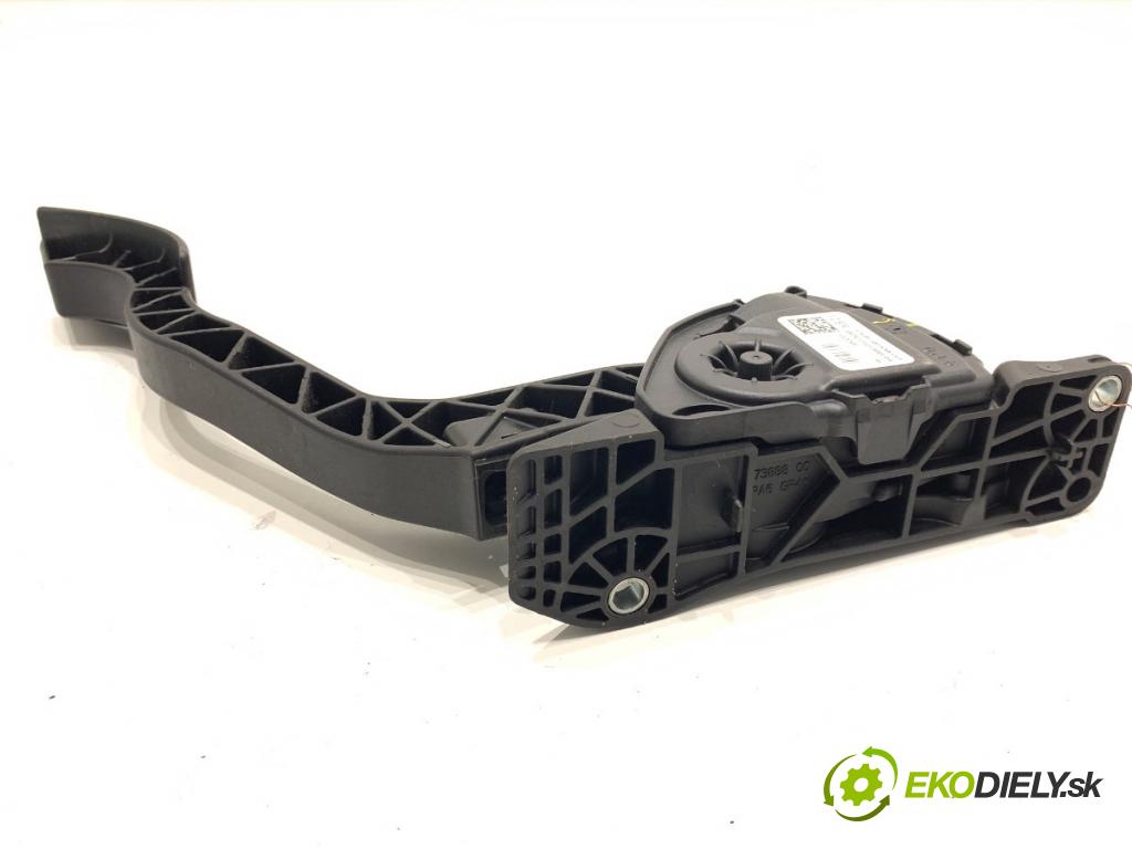 FORD KUGA II SUV 2014 120 kW 2.0 TDCi 4x4 1997 potenciometr plynového pedálu CV61-9F836-GB (Potenciometr plynového pedálu)