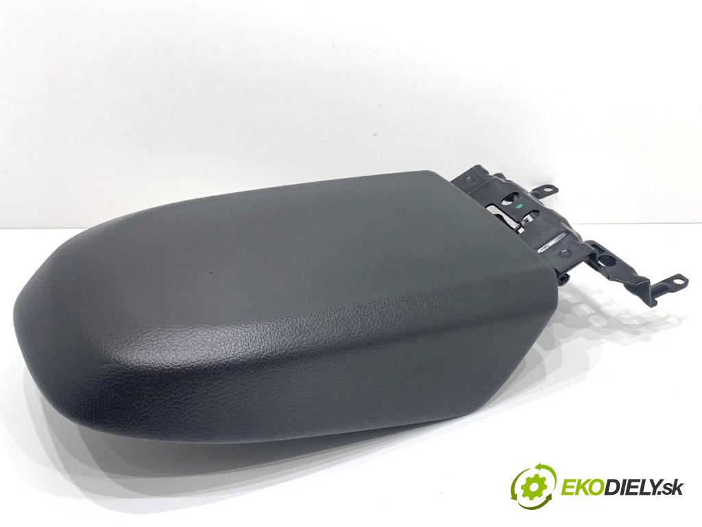 FORD KUGA II SUV 2014 120 kW 2.0 TDCi 4x4 1997 loketní opěrka  (Loketní opěrka)