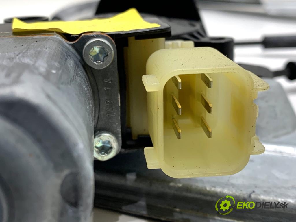 FORD KUGA II SUV 2014 120 kW 2.0 TDCi 4x4 1997 Mechanizmus okna pravy predný