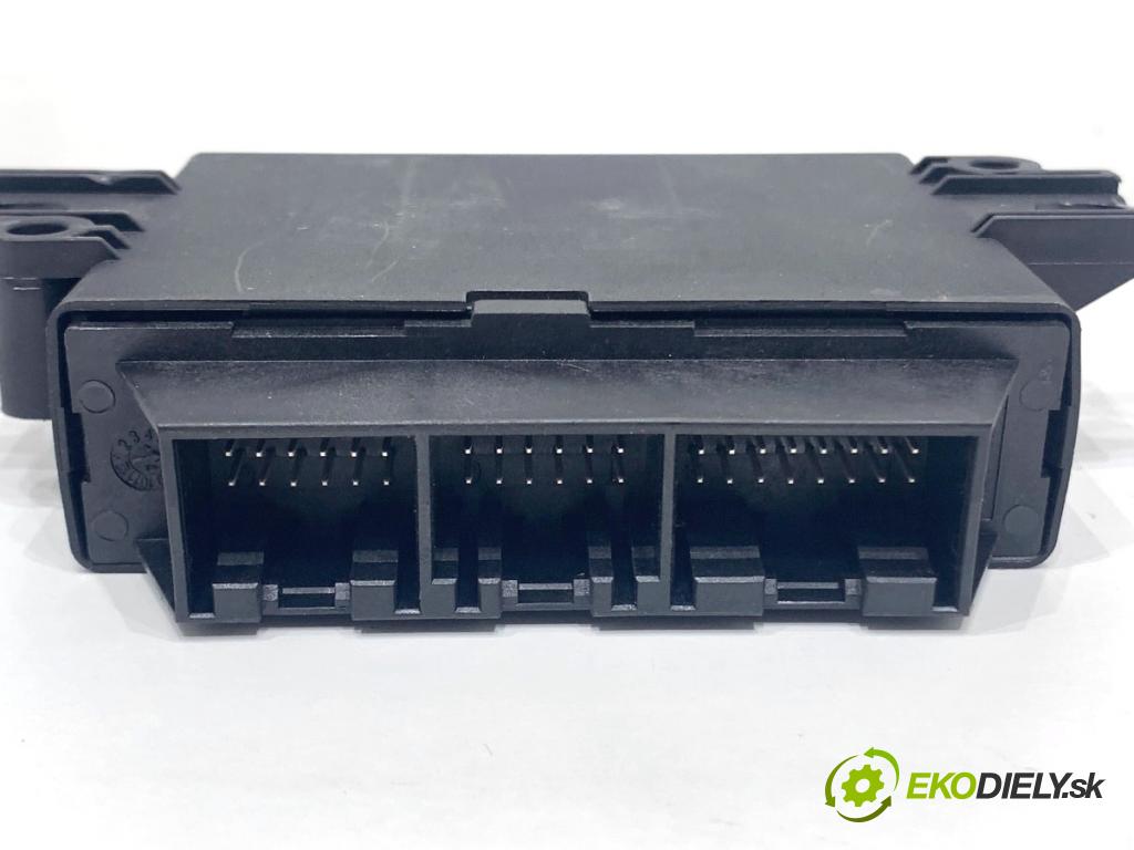 FORD KUGA II SUV 2014 120 kW 2.0 TDCi 4x4 1997 Modul PDC DV4T-15K866-BJ (Riadiaca jednotka ostatné)