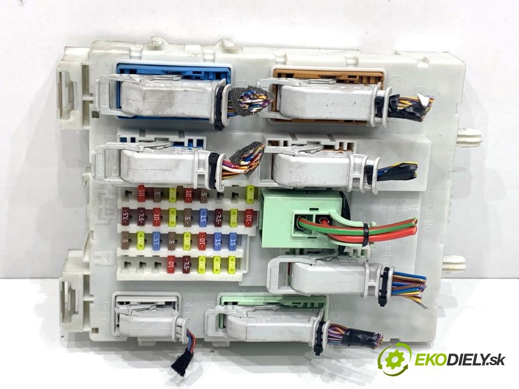 FORD KUGA II SUV 2014 120 kW 2.0 TDCi 4x4 1997 modul BSI DV6T-14A073-FN (Pojistková skříňka)