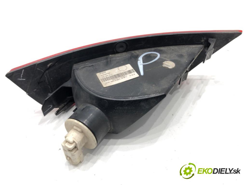 FORD KUGA II SUV 2014 120 kW 2.0 TDCi 4x4 1997 Svetlo nárazníka ľavy zad CN1515K272AD