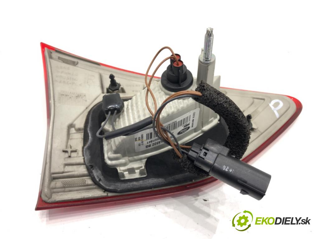 FORD KUGA II SUV 2014 120 kW 2.0 TDCi 4x4 1997 Svetlo zad pravá vnútorná CV4413A602BG (Kľučka dverí ostatné)