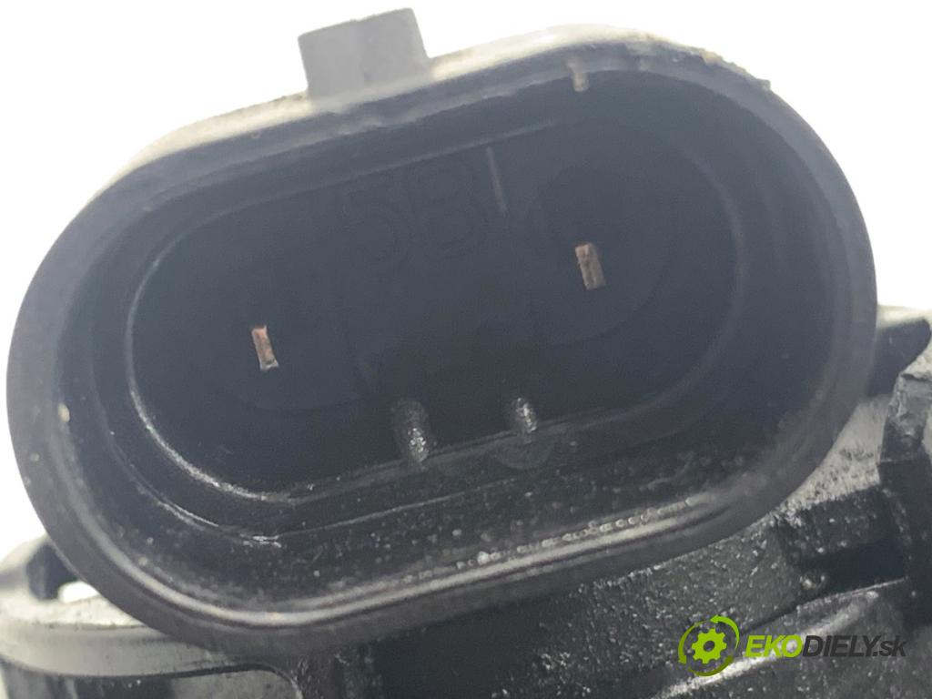 FORD KUGA II SUV 2014 120 kW 2.0 TDCi 4x4 1997 Hmlové svetlo, hmlovka ľavy predný CV44-13B221-AG