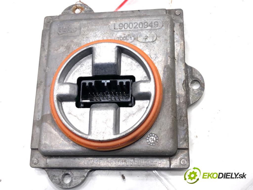 FORD KUGA II SUV 2014 120 kW 2.0 TDCi 4x4 1997 Menič XENON CV4413B626AA (Riadiaca jednotka xenónu)