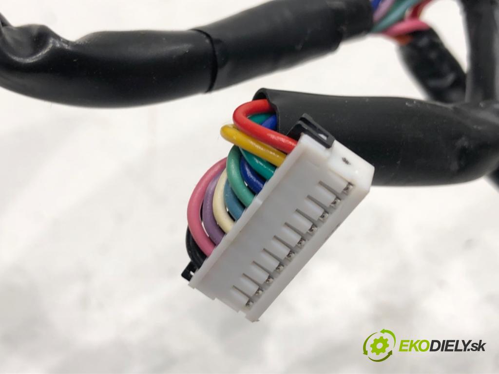 NISSAN MICRA K14 liftback 2020 74 kW 1.0 IG-T 100 999 SPÍNAČE: volantu