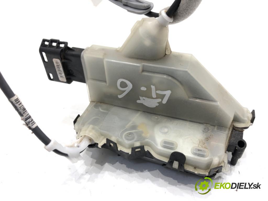 PEUGEOT 3008 SUV 2021 147 kW Hybrid4 (M45GBU) 1598 zámok Dvere ľavy zad 237291