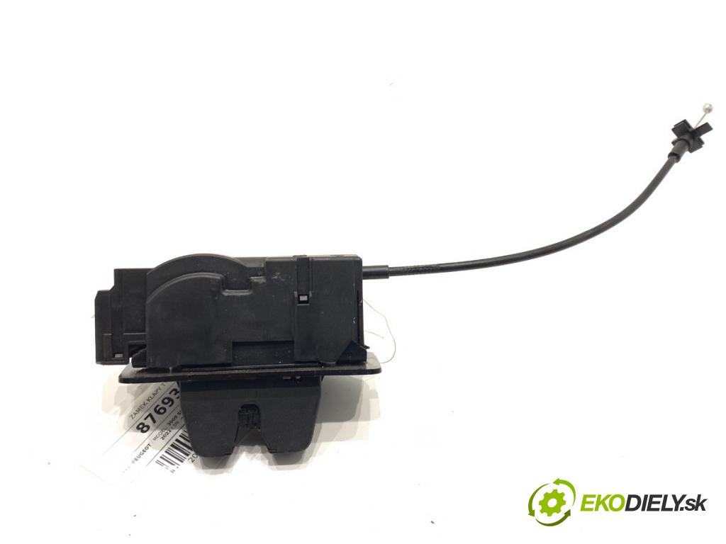 PEUGEOT 3008 SUV 2021 147 kW Hybrid4 (M45GBU) 1598 zámok dverí zad 9687148480