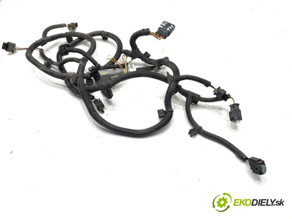 PEUGEOT 3008 SUV 2021 147 kW Hybrid4 (M45GBU) 1598 Káblovačka PDC zad