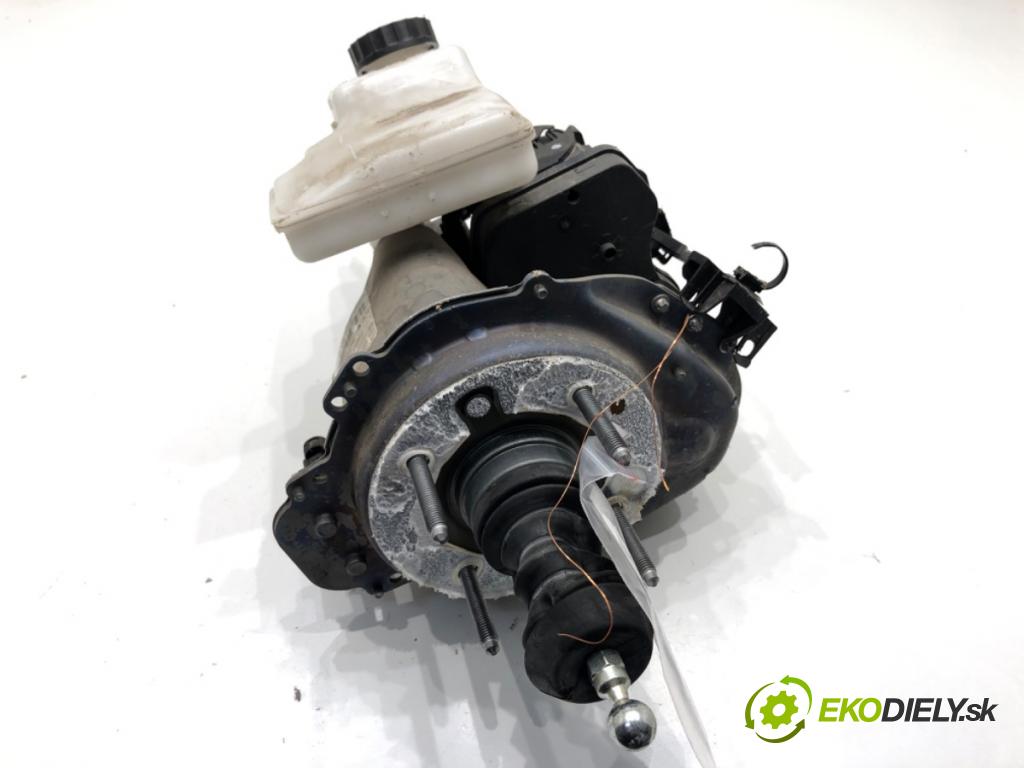 PEUGEOT 3008 SUV 2021 147 kW Hybrid4 (M45GBU) 1598 Posilovač bŕzd 9841952080