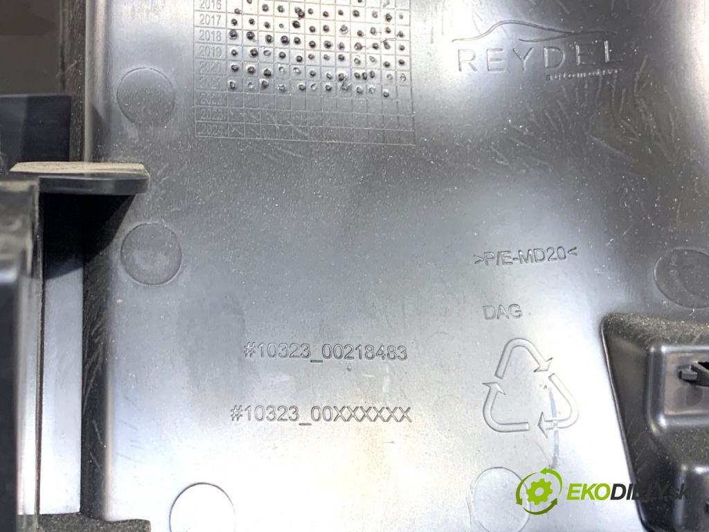 PEUGEOT 3008 SUV 2021 147 kW Hybrid4 (M45GBU) 1598 Priehradka, kastlík spolujazdca  (Priehradka (kastlík))