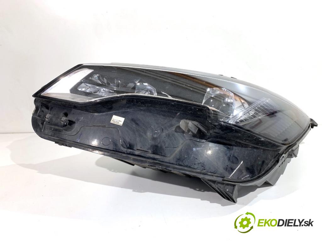 PEUGEOT 3008 SUV 2021 147 kW Hybrid4 (M45GBU) 1598 Svetlomet ľavy predný LED 9836230680