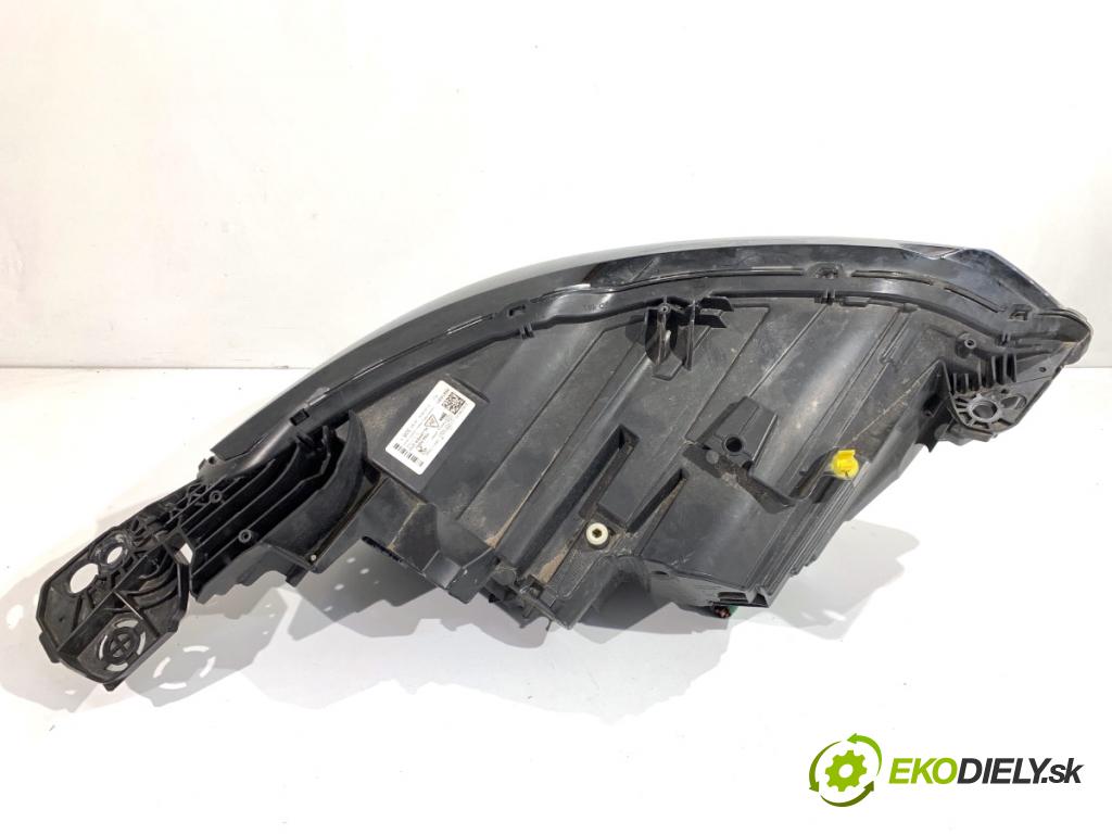 PEUGEOT 3008 SUV 2021 147 kW Hybrid4 (M45GBU) 1598 Svetlomet ľavy predný LED 9836230680