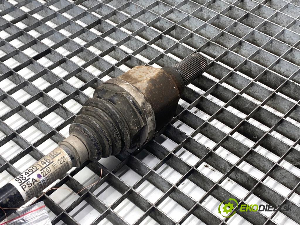 PEUGEOT 3008 SUV 2021 147 kW Hybrid4 (M45GBU) 1598 Poloos ľavy predný 9840014680