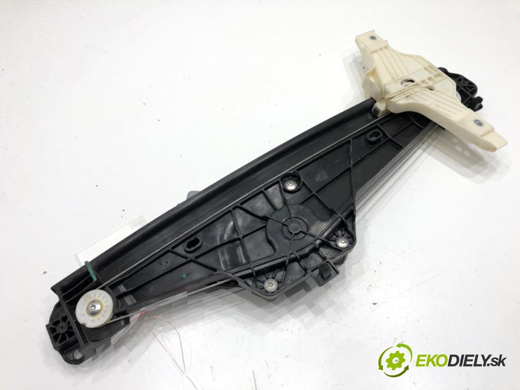 PEUGEOT 3008 SUV 2021 147 kW Hybrid4 (M45GBU) 1598 Mechanizmus okna pravy zad 9840190180
