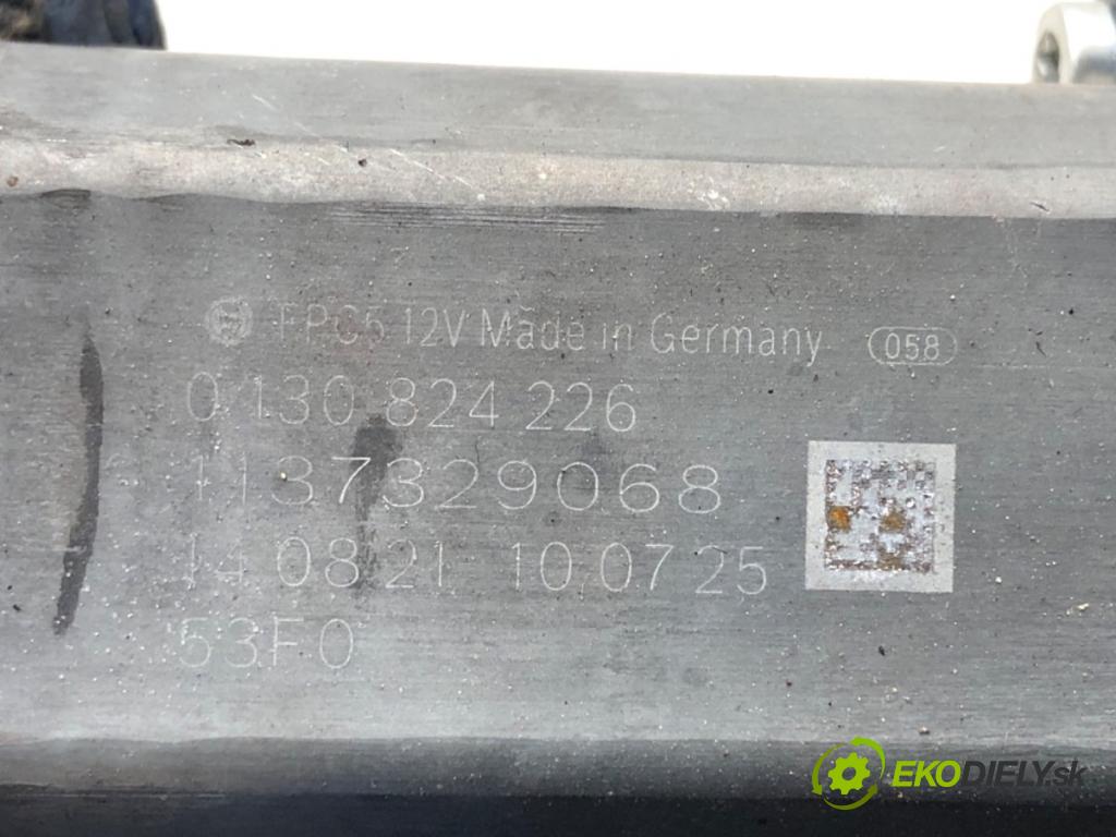 PEUGEOT 3008 SUV 2021 147 kW Hybrid4 (M45GBU) 1598 Mechanizmus okna pravy predný 9840196880