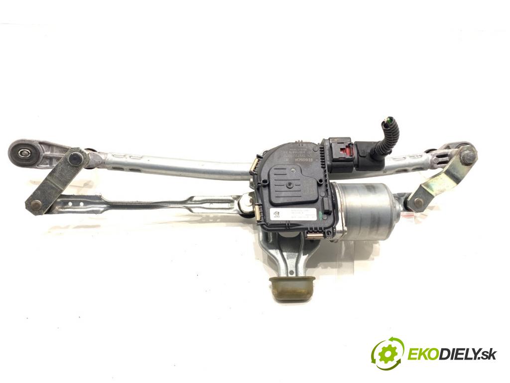 PEUGEOT 3008 SUV 2021 147 kW Hybrid4 (M45GBU) 1598 Mechanizmus stieračov predný 9824762480 (Motorček stieračov predný)