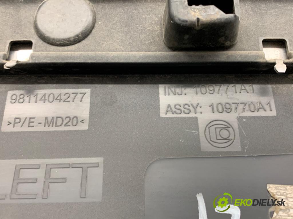 PEUGEOT 3008 SUV 2021 147 kW Hybrid4 (M45GBU) 1598 Lišta Dvere ľavy predný 9811404277