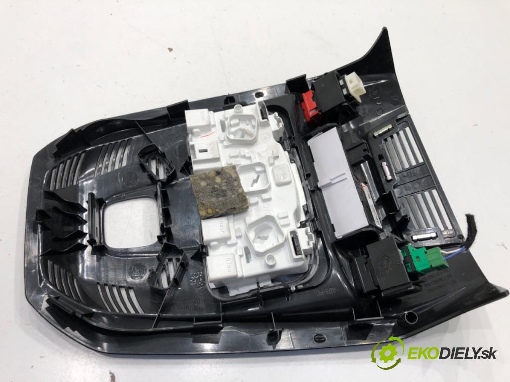 PEUGEOT 3008 SUV 2021 147 kW Hybrid4 (M45GBU) 1598 Svetlo stropné 9814583977