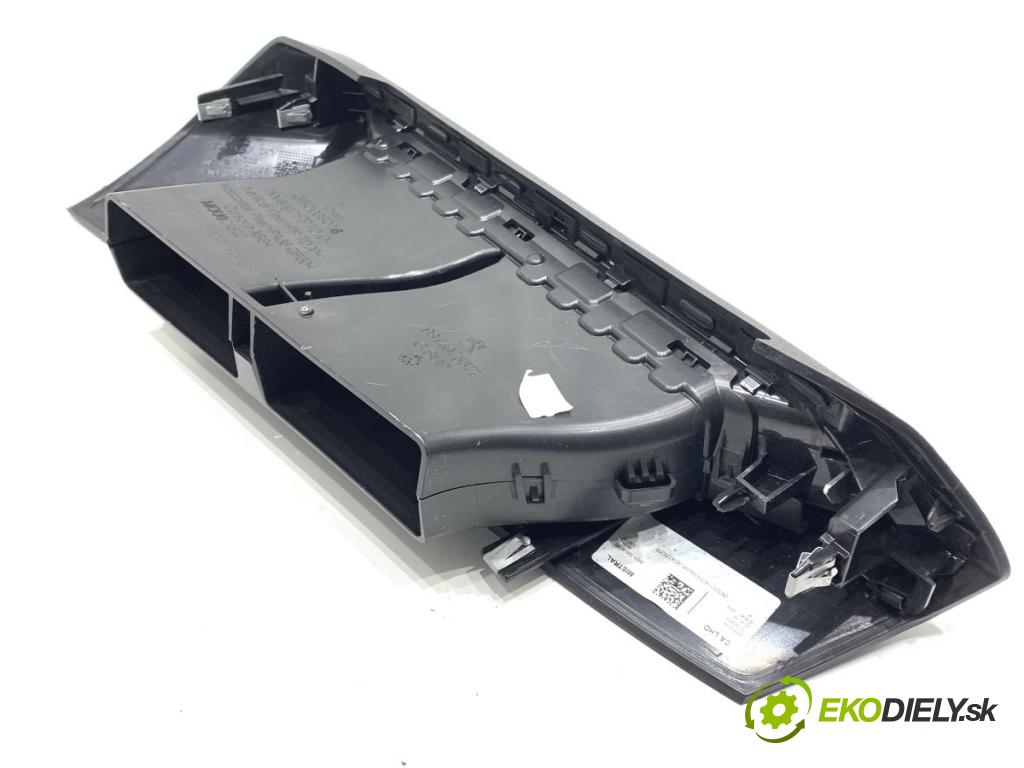 PEUGEOT 3008 SUV 2021 147 kW Hybrid4 (M45GBU) 1598 Mriežky kúrenia predný 9810172180