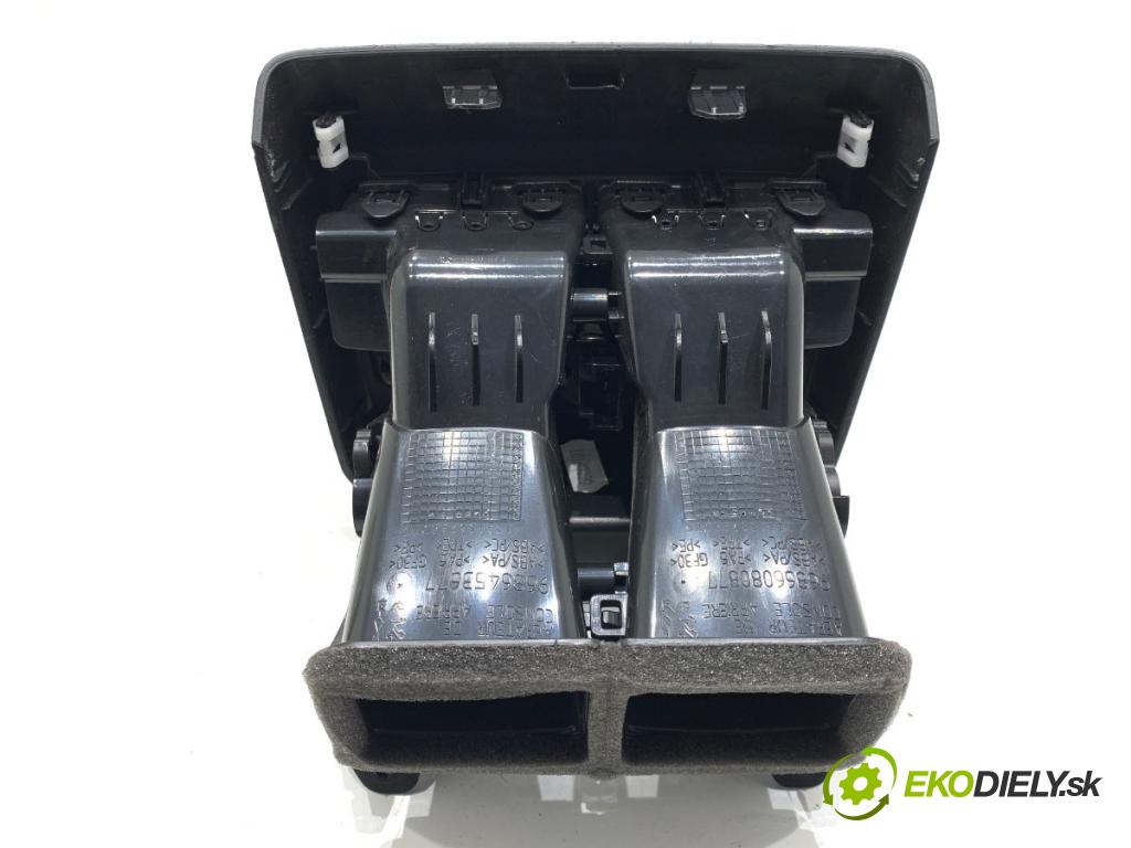 PEUGEOT 3008 SUV 2021 147 kW Hybrid4 (M45GBU) 1598 Mriežky kúrenia zad 96866080877