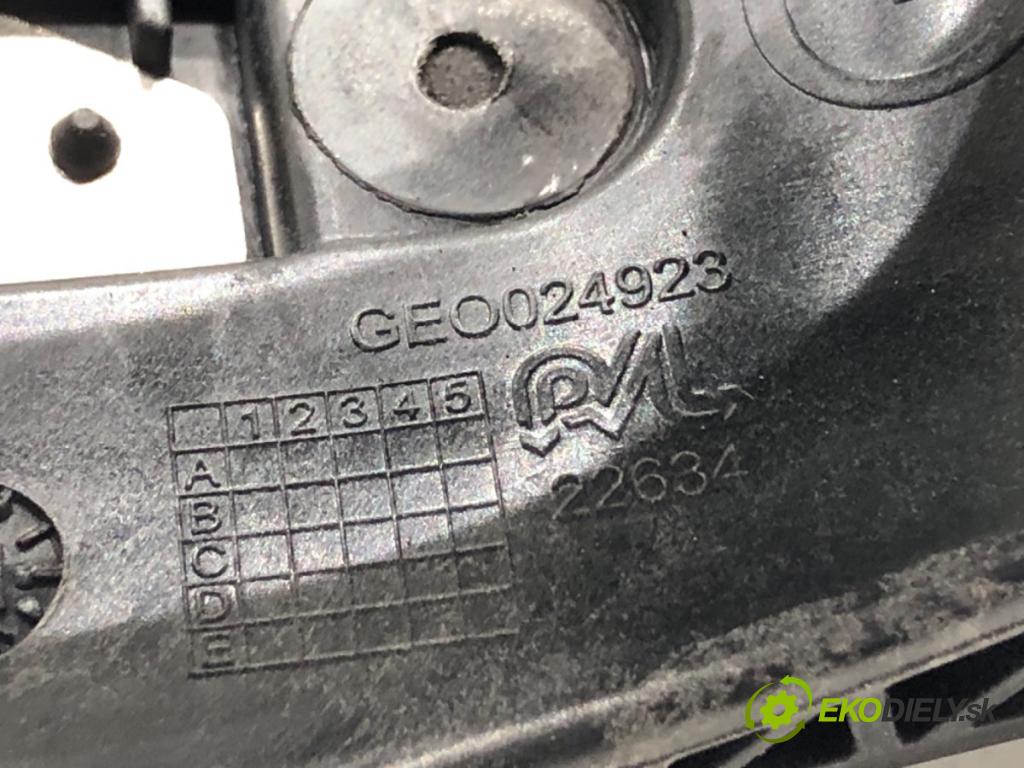 PEUGEOT 3008 SUV 2021 147 kW Hybrid4 (M45GBU) 1598 Kľučka vonkajšia ľavy zad