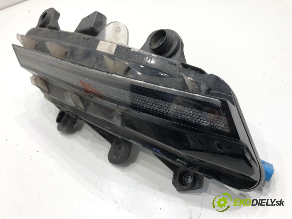 PEUGEOT 3008 SUV 2021 147 kW Hybrid4 (M45GBU) 1598 Hmlové svetlo, hmlovka ľavy predný L90197537