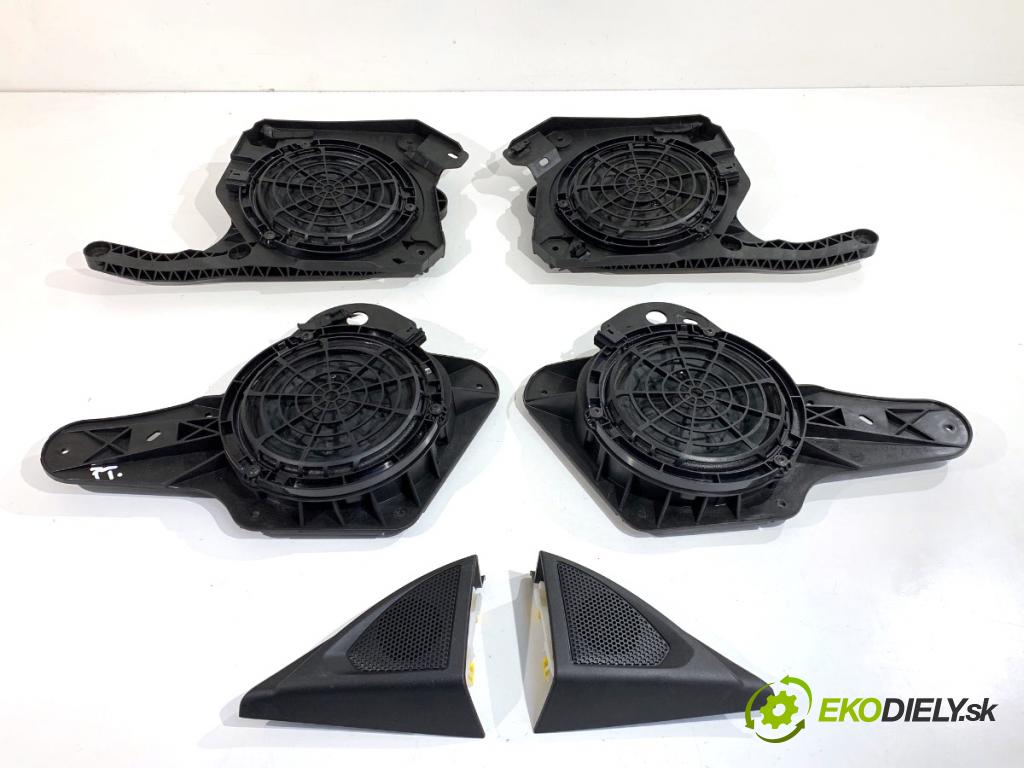 PEUGEOT 3008 SUV 2021 147 kW Hybrid4 (M45GBU) 1598 reproduktory 9813826980 9813827180