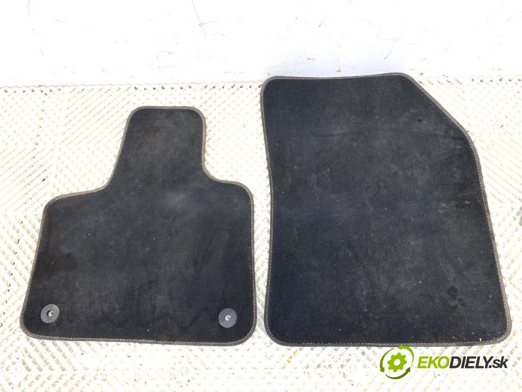 PEUGEOT 3008 SUV 2021 147 kW Hybrid4 (M45GBU) 1598 koberček 9839429777