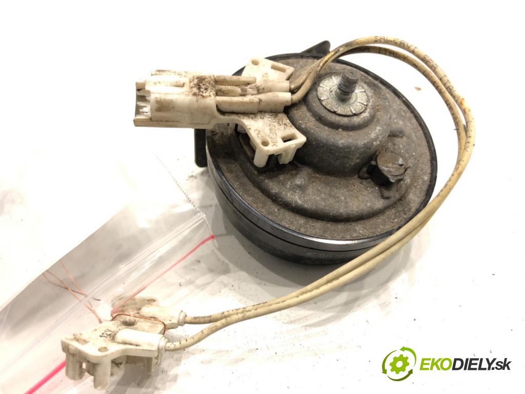 PEUGEOT 3008 SUV 2021 147 kW Hybrid4 (M45GBU) 1598 klaksón 9815870780