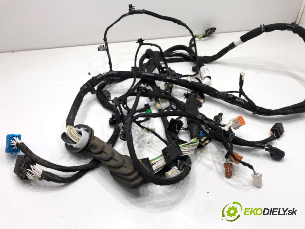 PEUGEOT 3008 SUV 2021 147 kW Hybrid4 (M45GBU) 1598 Káblovačka dverí kufra zad 9837461580