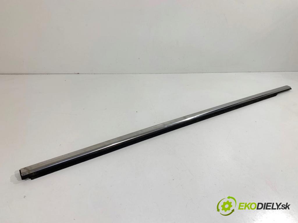 PEUGEOT 3008 SUV 2021 147 kW Hybrid4 (M45GBU) 1598 Lišta Sbírání: predný pravy 9811240480