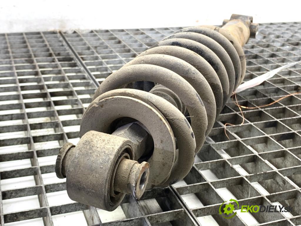 PEUGEOT 3008 SUV 2021 147 kW Hybrid4 (M45GBU) 1598 Tlmič pravy zad ZE