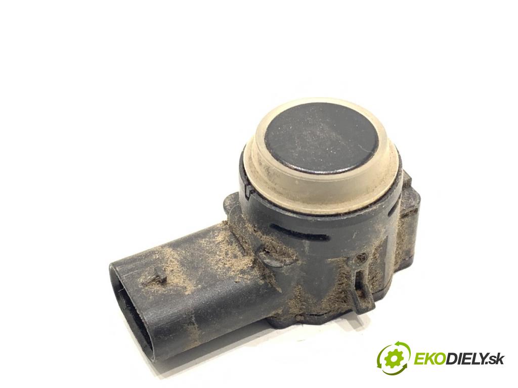 PEUGEOT 3008 SUV 2021 147 kW Hybrid4 (M45GBU) 1598 Snímač PDC 9827917377