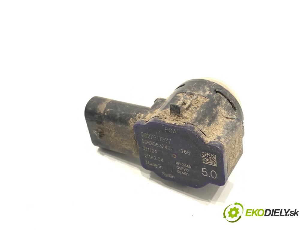 PEUGEOT 3008 SUV 2021 147 kW Hybrid4 (M45GBU) 1598 Snímač PDC 9827917377