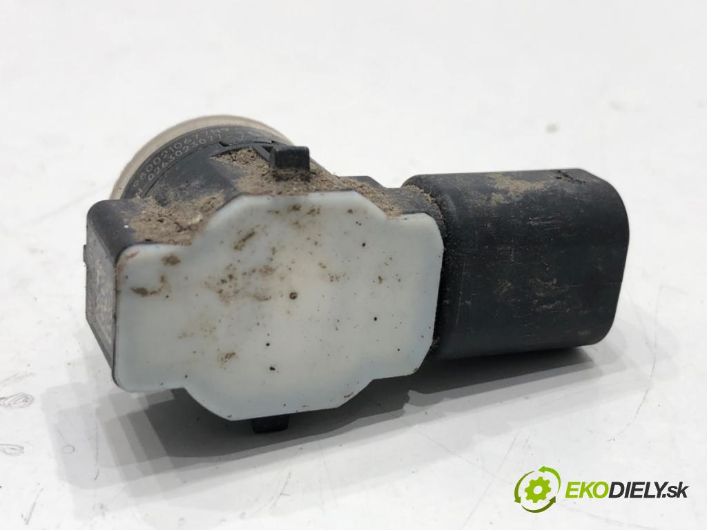 PEUGEOT 3008 SUV 2021 147 kW Hybrid4 (M45GBU) 1598 Snímač PDC 9800210677N9