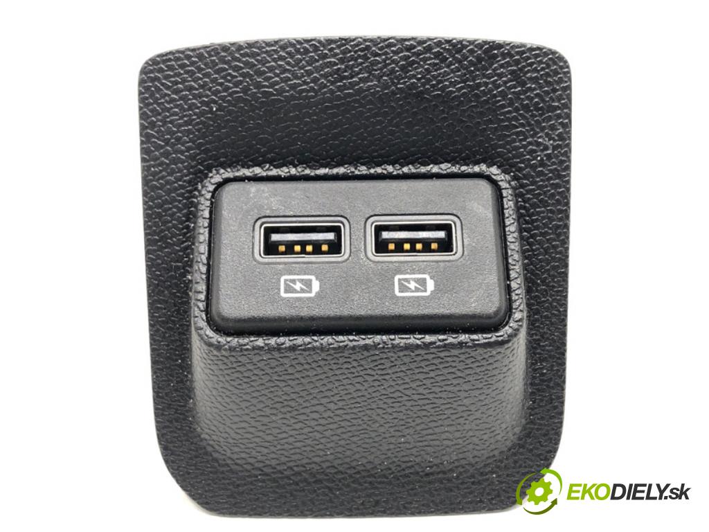 PEUGEOT 3008 SUV 2021 147 kW Hybrid4 (M45GBU) 1598 HNÍZDO: USB 9836536377