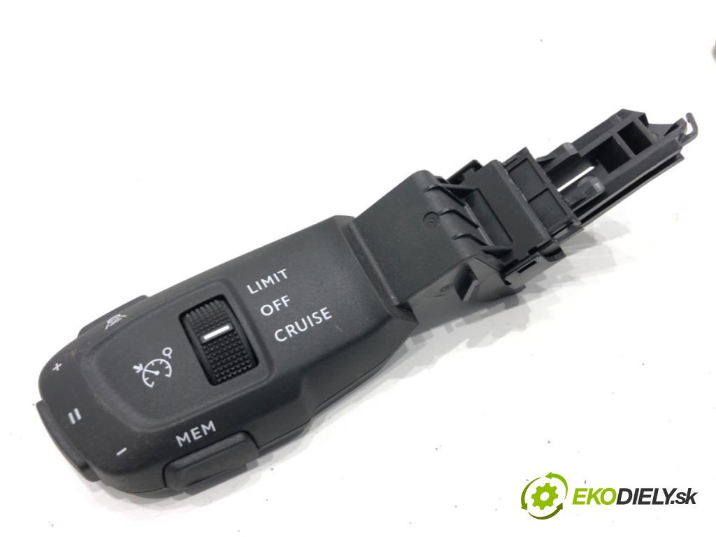 PEUGEOT 3008 SUV 2021 147 kW Hybrid4 (M45GBU) 1598 Prepínač tempomatu 98133623ZD