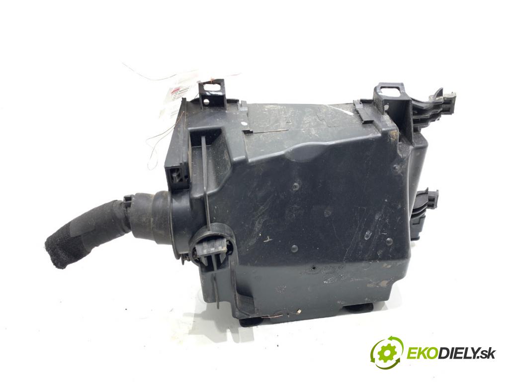 PEUGEOT 3008 SUV 2021 147 kW Hybrid4 (M45GBU) 1598 Skrinka poistková 9804846880 (Poistková skrinka)