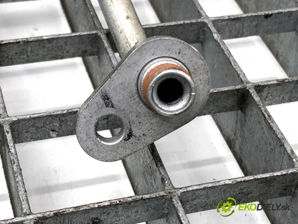 PEUGEOT 3008 SUV 2021 147 kW Hybrid4 (M45GBU) 1598 rúrka klimatizácie  (Rúrka klimatizácie)