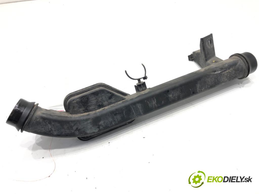 PEUGEOT 3008 SUV 2021 147 kW Hybrid4 (M45GBU) 1598 Rúra vzduchu 9814162980