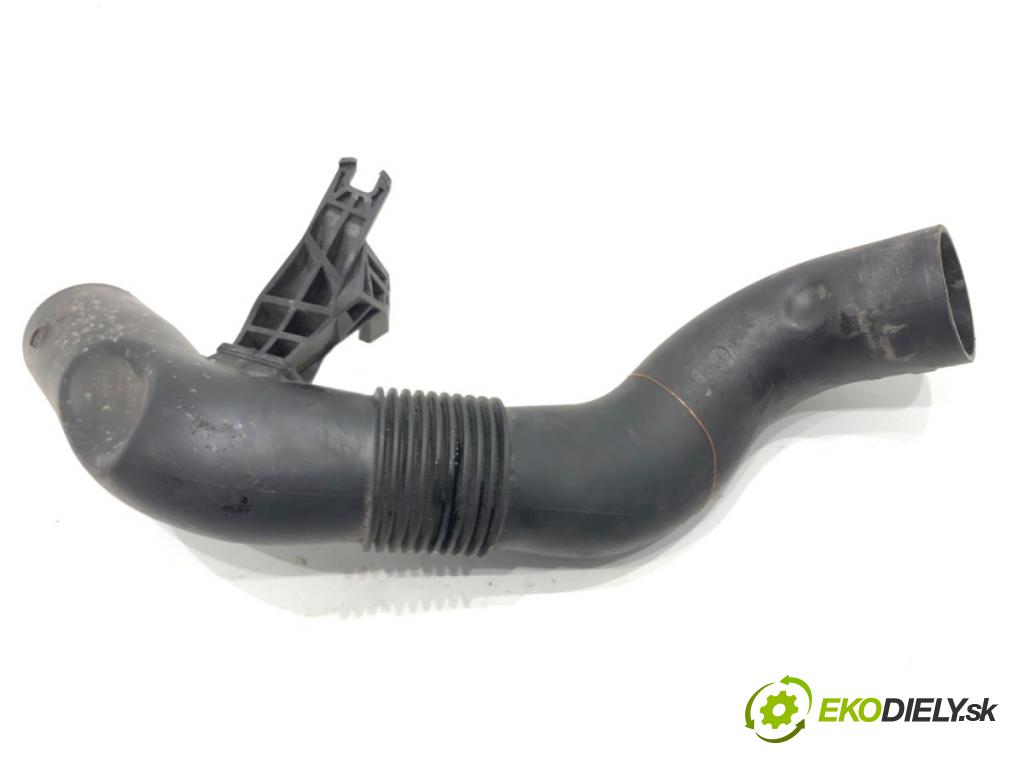 PEUGEOT 3008 SUV 2021 147 kW Hybrid4 (M45GBU) 1598 Rúra vzduchu 9820908580