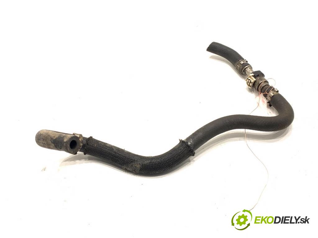 PEUGEOT 3008 SUV 2021 147 kW Hybrid4 (M45GBU) 1598 trubka PALIVO: 