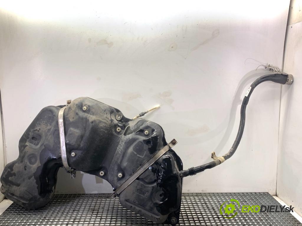 MERCEDES-BENZ GLE SUV 2020 180 kW GLE 300 d 4-matic (167.119) 1950 nádržka paliva  (Palivová nádrž)