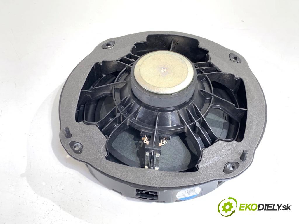 CUPRA FORMENTOR SUV 2023 228 kW 2.0 TSI 4Drive 1984 reproduktor Dvere predný pravy 8V0035415D