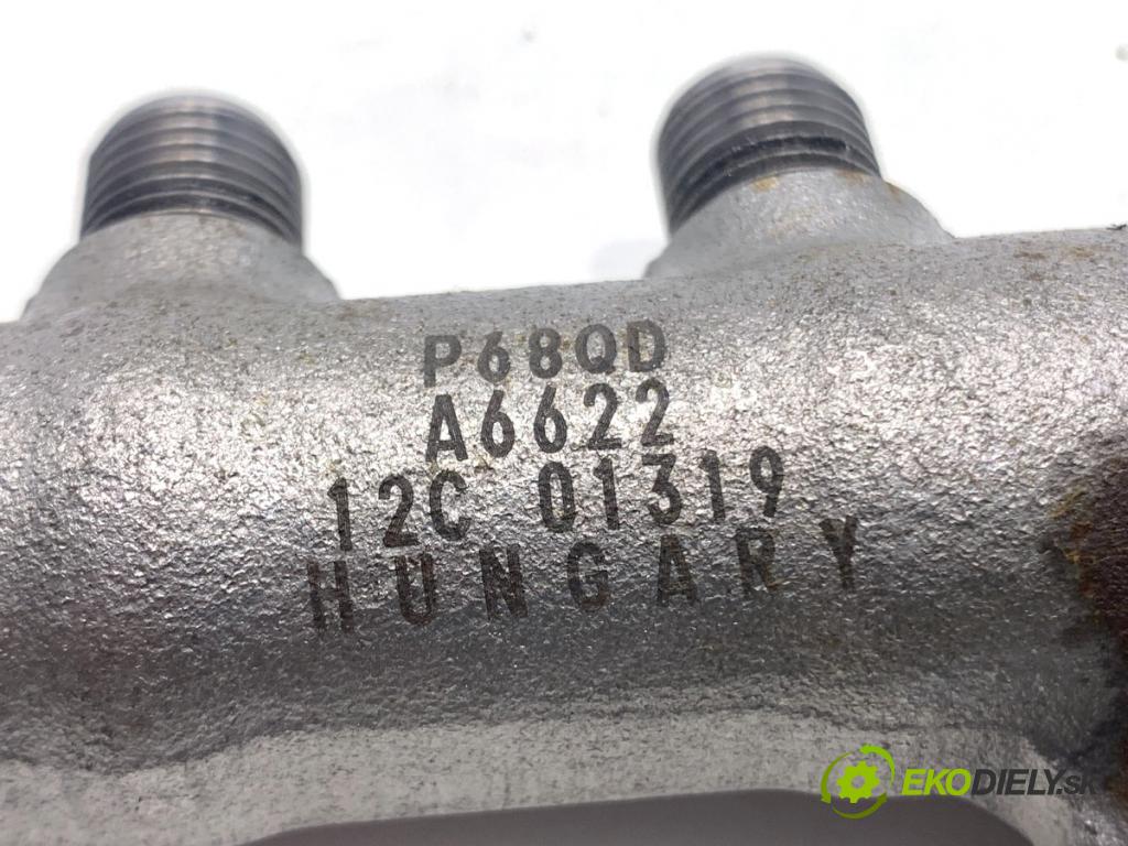 VOLVO XC60 II SUV 2020 173 kW B5 Mild-Hybrid AWD 1969 Lišta vstrekovacia 31432834 (Vstrekovacia lišta)